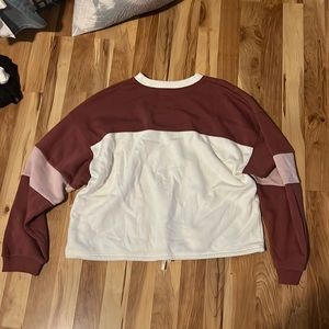 american eagle sweat shirt cropped